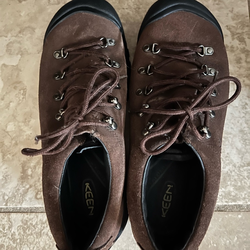Keen Men's Dark Brown Lace-Up Boots